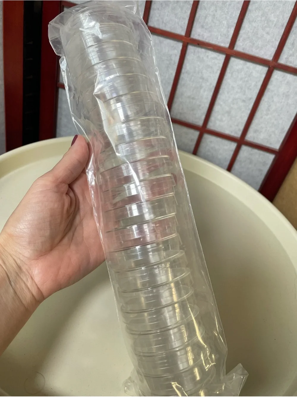 LG Box of Sterilized Petri Dishes - 400 Count - 2”